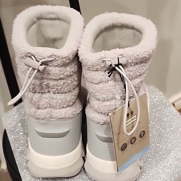 Hunter High Pile Fleece Short Snow Boot - Picture 11 of 12